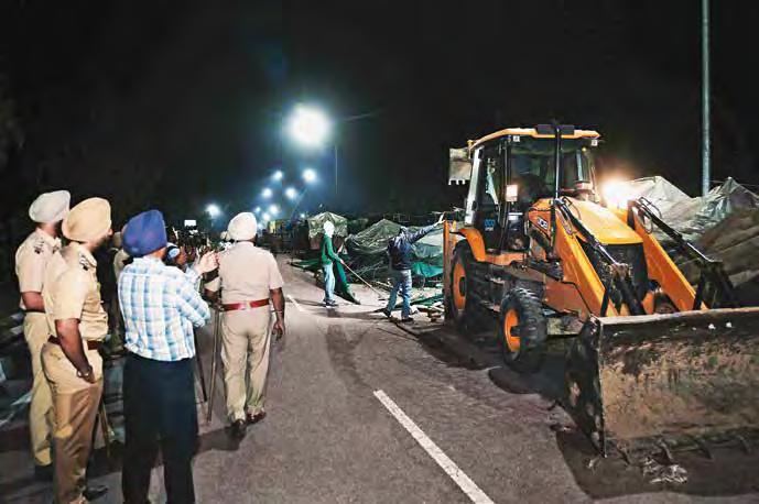 किसानों पर 'आप' पलटी
